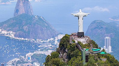 Das Wahrzeichen der brasilianischen Stadt Rio de Janeiro: Cristo Redentor (Christus der Erlöser)