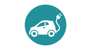 Weißes Icon mit blauer Umrandung in Form eines Autos, an dem ein Ladekabel angebracht ist.